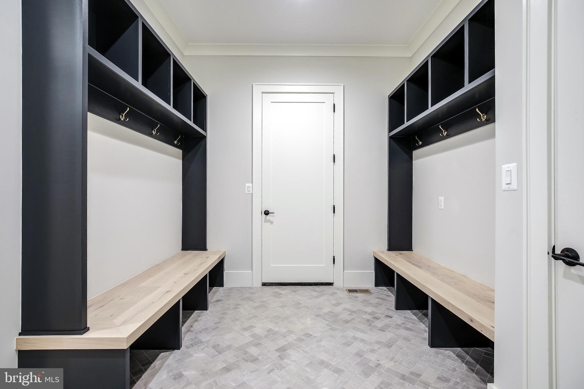 8020 Georgetown Pike McLean, VA 22102 - Photo 44 of 109