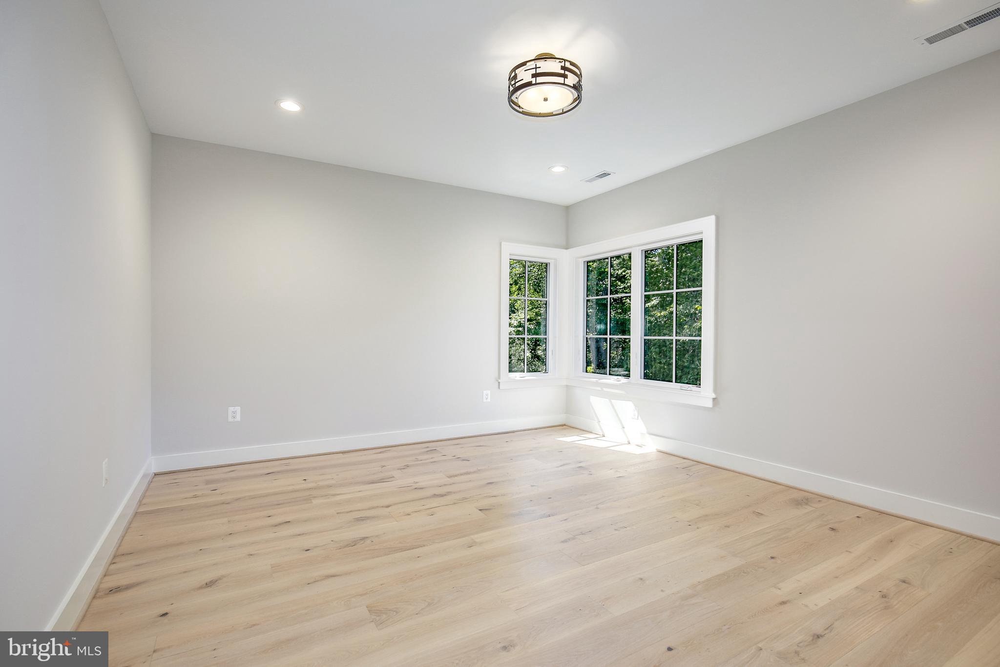 8020 Georgetown Pike McLean, VA 22102 - Photo 83 of 109