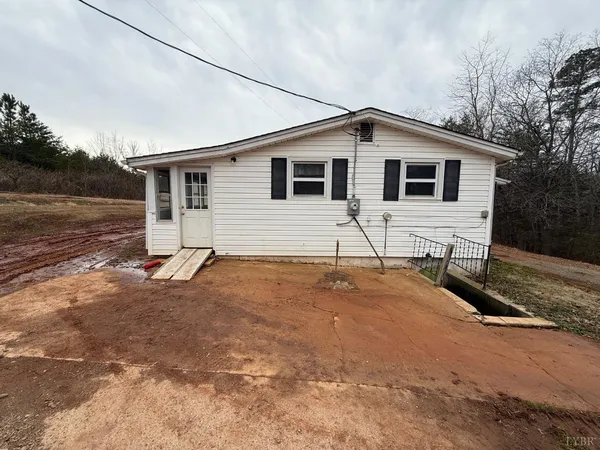 $110,000 | 1120 Player Road, Gretna, VA 24557