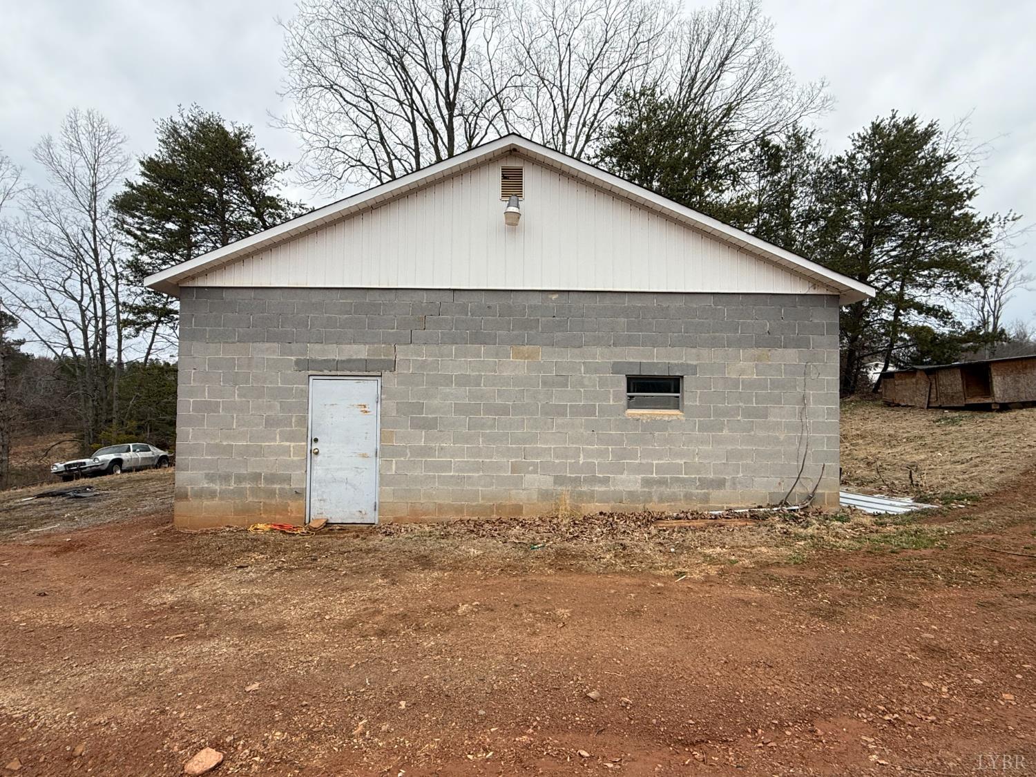 1120 Player Road Gretna, VA 24557 - Photo 18 of 25