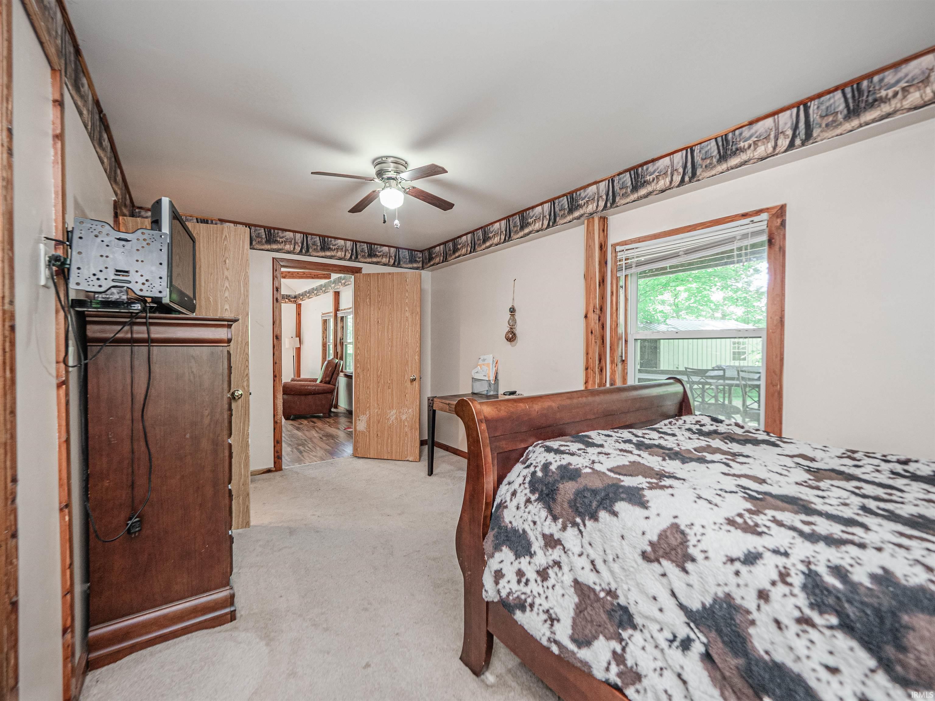 10264 South State Road Oakland City, IN 47660 - Photo 18 of 33