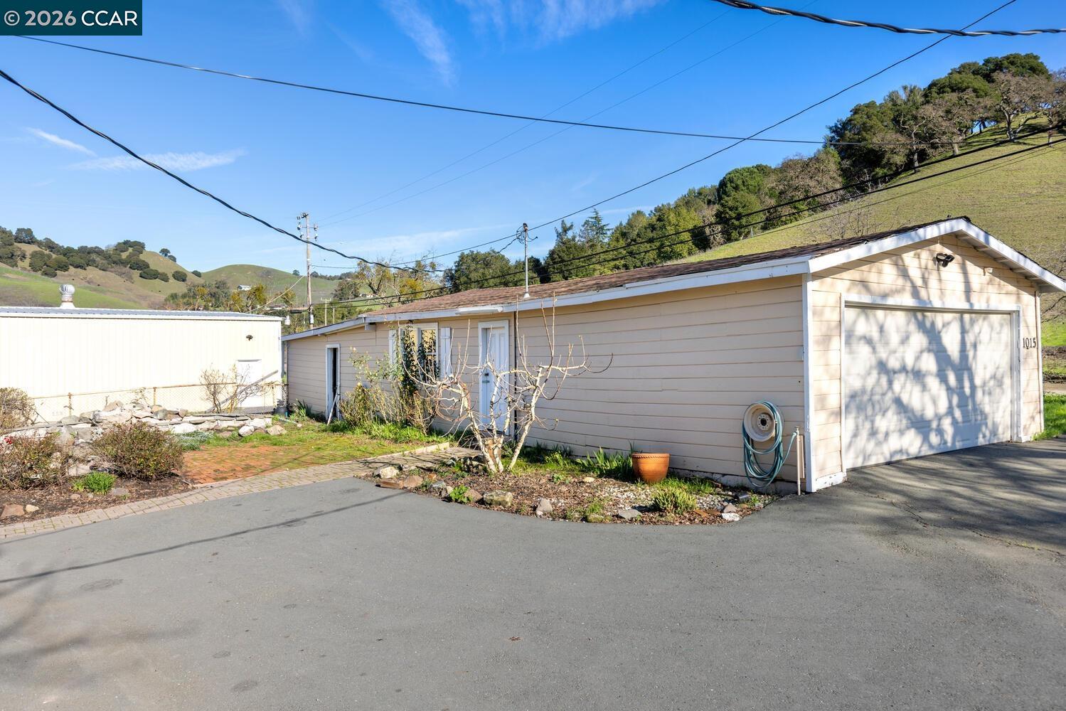 1015 Garcia Ranch Road Martinez, CA 94553 - Photo 6 of 44