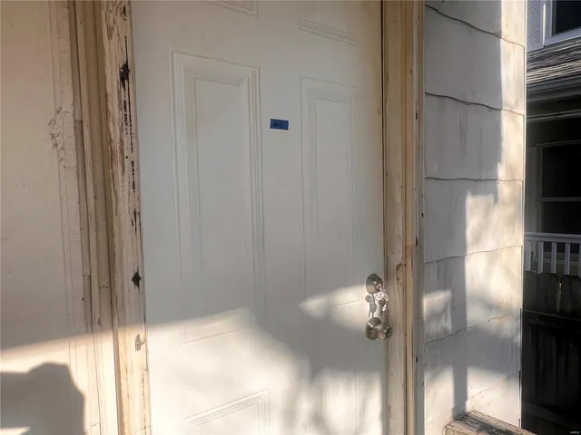 $30,000 | 236 South Cherry Street, Centralia, IL 62801