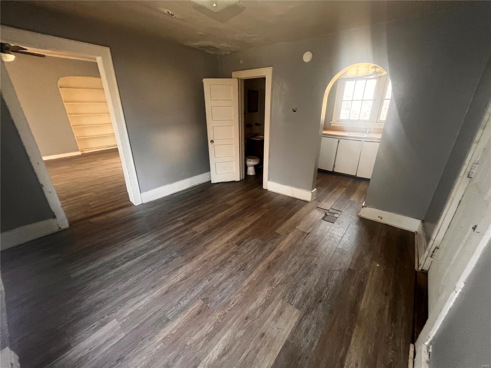 236 South Cherry Street Centralia, IL 62801 - Photo 28 of 34