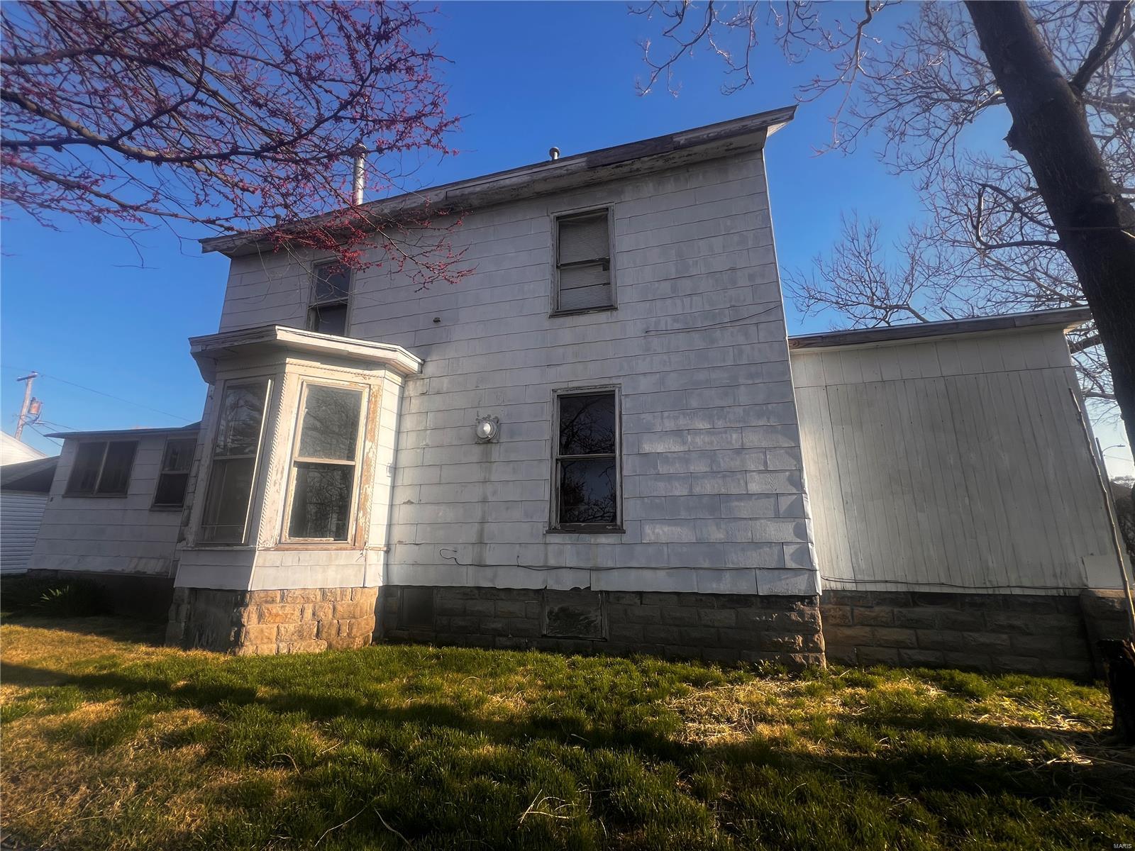 236 South Cherry Street Centralia, IL 62801 - Photo 3 of 34