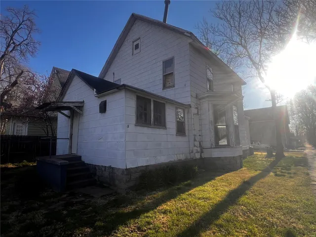 $30,000 | 236 South Cherry Street, Centralia, IL 62801
