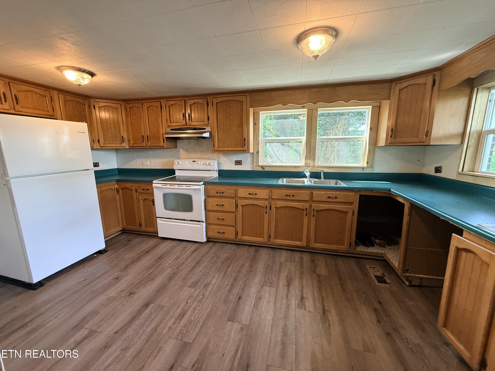 1089 Bicknell Road Clarkrange, TN 38553 - Photo 14 of 39