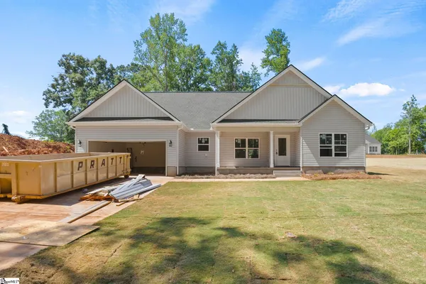 $339,000 | 213 Buckingham Road, Duncan, SC 29334