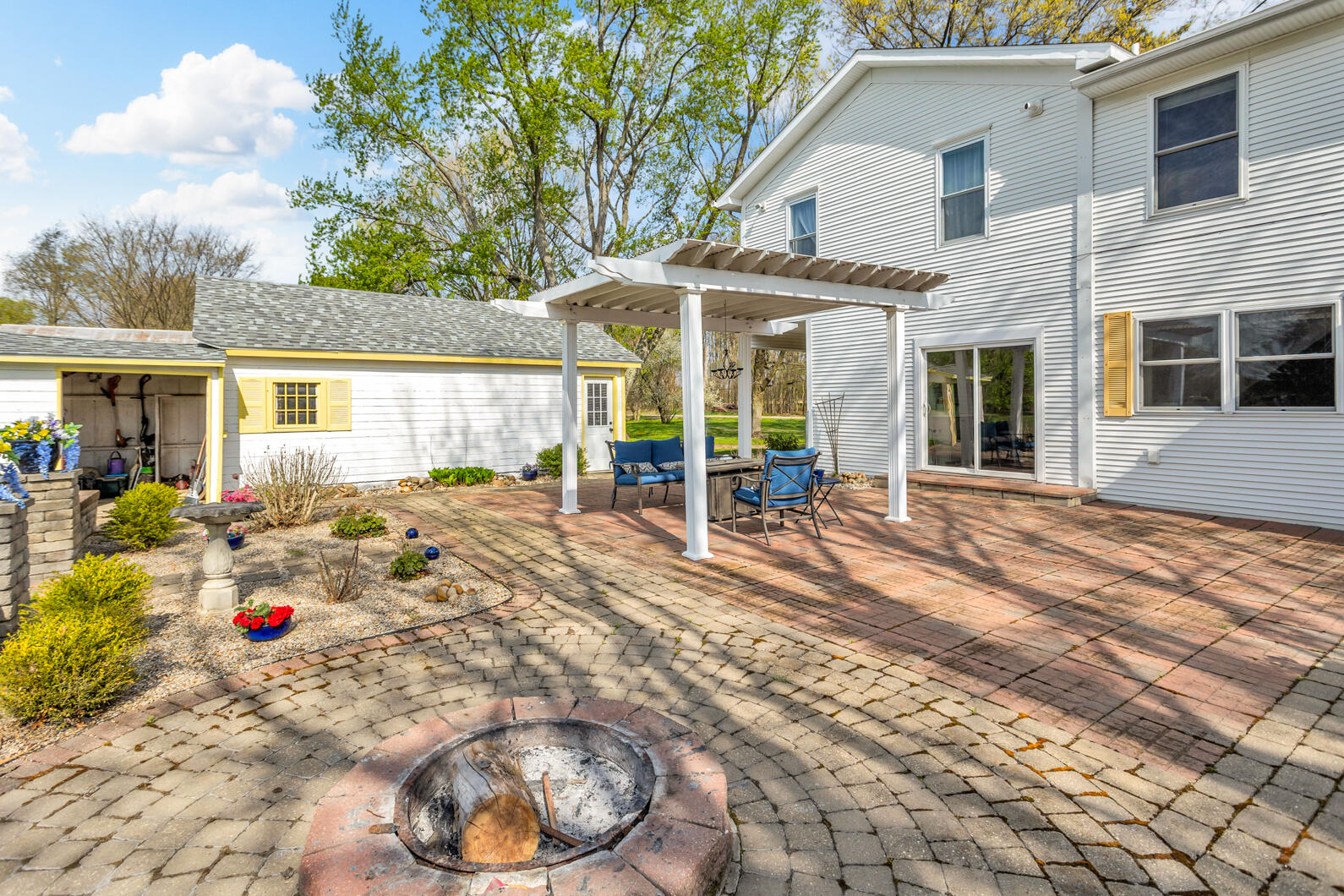 12751 Erie Road Parma, MI 49269 - Photo 10 of 94 0N0A6151