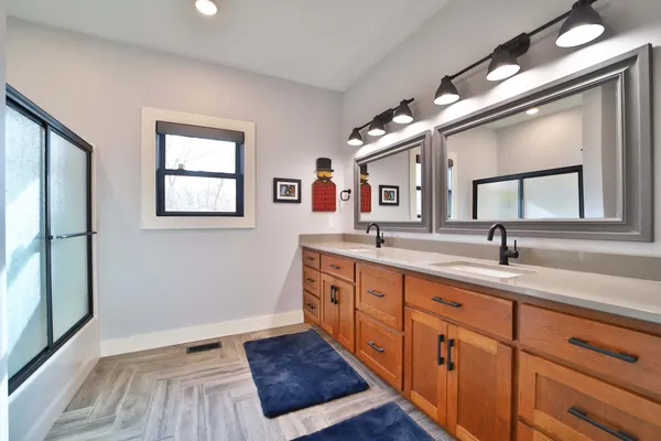 $1,100,000 | 1973 West Gull River Road Southwest, Pillager, MN 56473