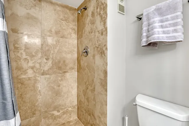 $3,300 | 3301 South Ocean Boulevard, Unit 1006, Highland Beach, FL 33487