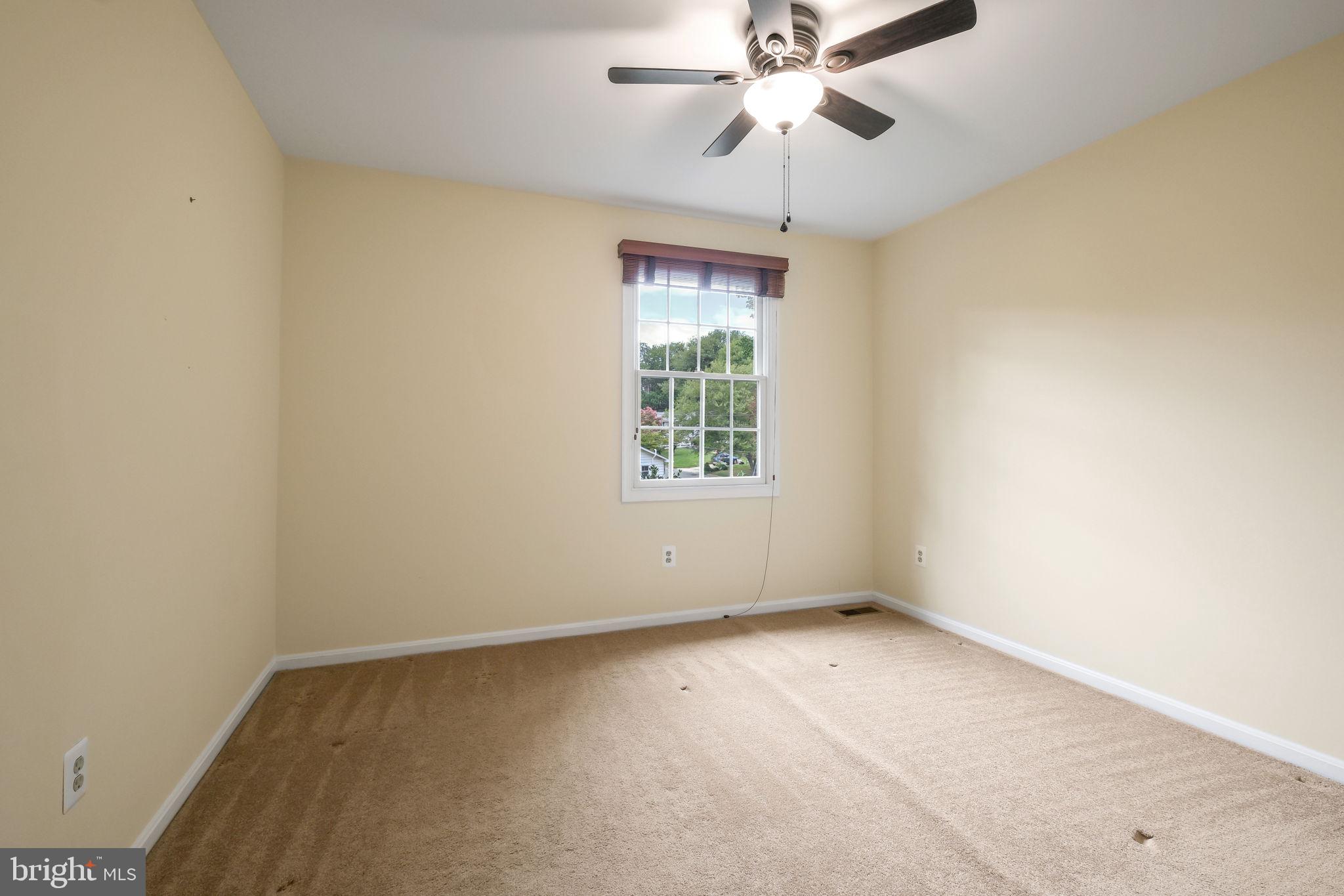 118 Summit Hall Road Gaithersburg, MD 20877 - Photo 25 of 41 Bedroom #3