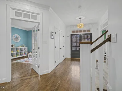 $1,300,000 | 601 Highgrove Drive, Chapel Hill, NC 27516