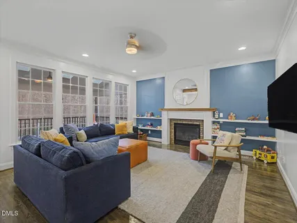 $1,300,000 | 601 Highgrove Drive, Chapel Hill, NC 27516