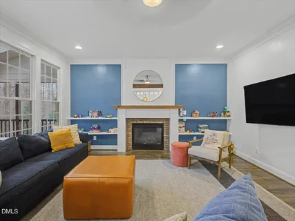 $1,300,000 | 601 Highgrove Drive, Chapel Hill, NC 27516