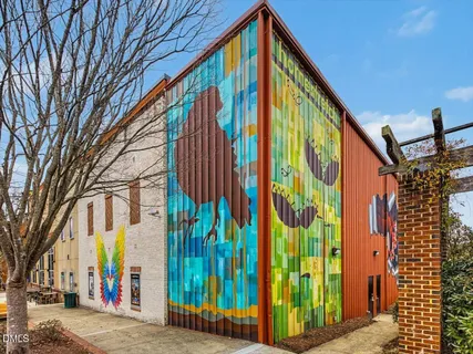 $1,300,000 | 601 Highgrove Drive, Chapel Hill, NC 27516