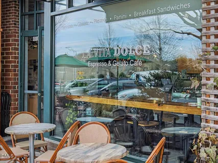 $1,300,000 | 601 Highgrove Drive, Chapel Hill, NC 27516