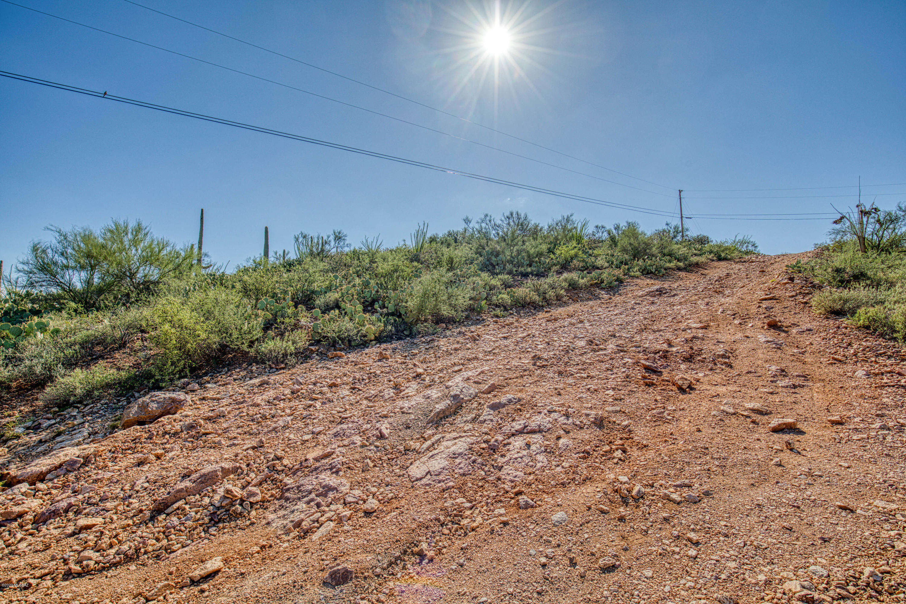 4651 West Bilby Road, Unit 3 Tucson, AZ 85757 - Photo 3 of 24
