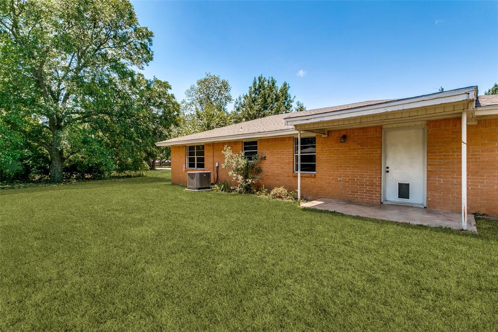 308 North Ave C Springtown, TX 76082 - Photo 23 of 25