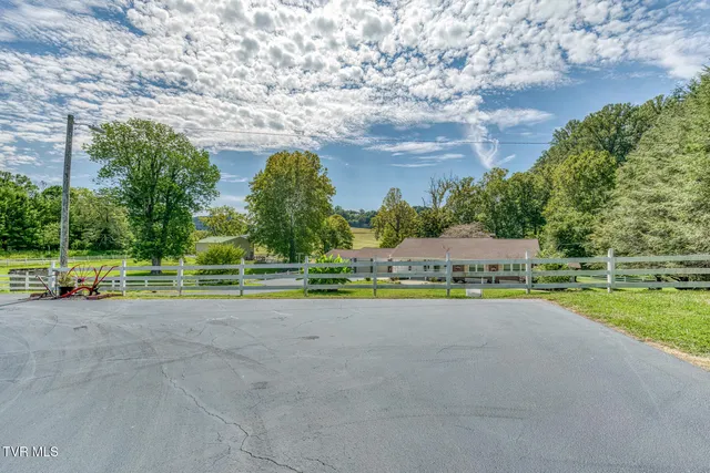$365,000 | 1095 Yuma Road, Gate City, VA 24251