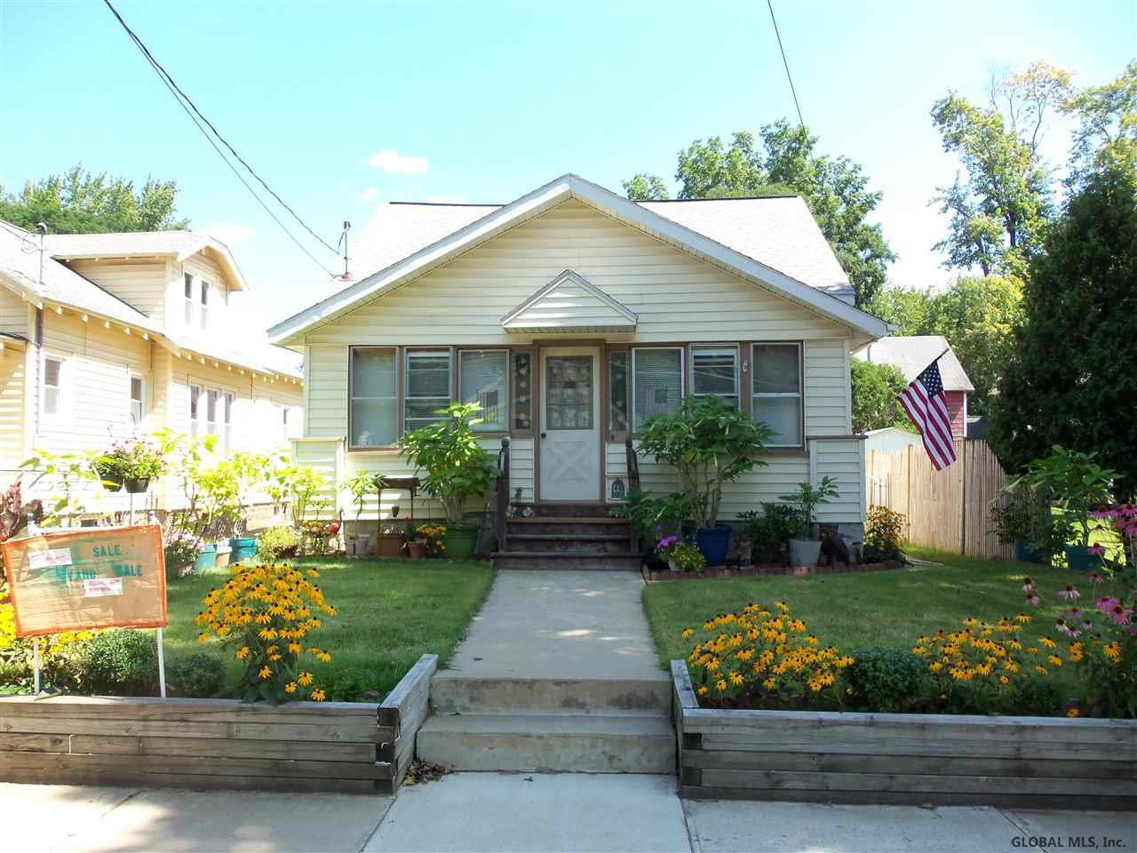 44 Vley Road Scotia, NY 12302 - Photo 1 of 25 Photo 1