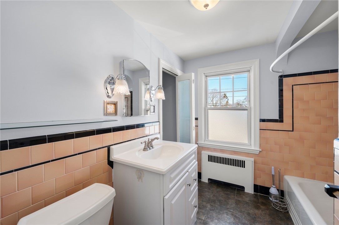 25 Newfield Avenue Warwick, RI 02888 - Photo 21 of 28