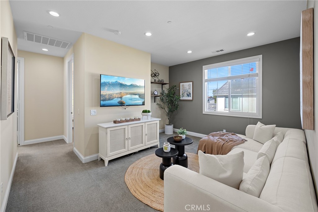 177 Compass Irvine, CA 92618 - Photo 18 of 39