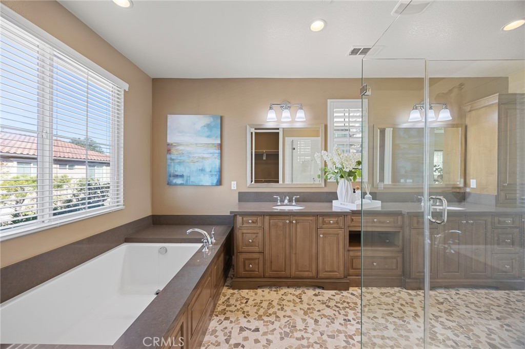 177 Compass Irvine, CA 92618 - Photo 24 of 39