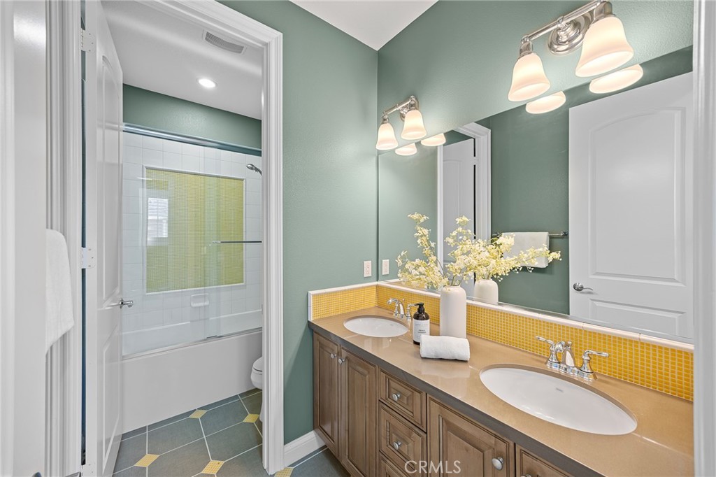 177 Compass Irvine, CA 92618 - Photo 29 of 39