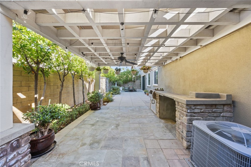 177 Compass Irvine, CA 92618 - Photo 34 of 39