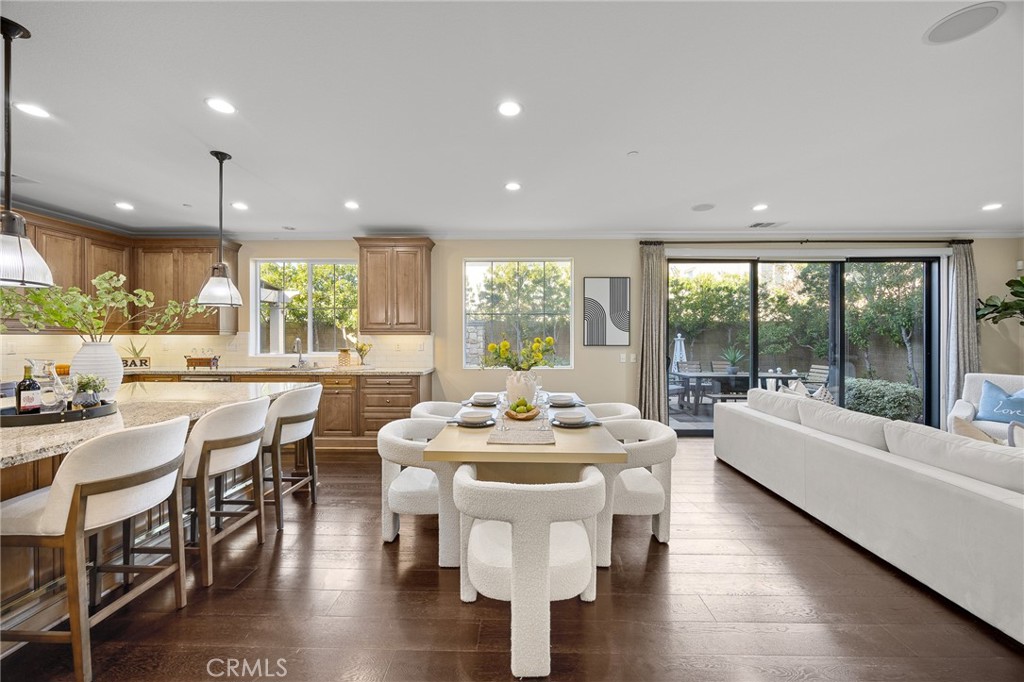 177 Compass Irvine, CA 92618 - Photo 6 of 39