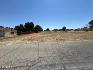178th Street East Lancaster, CA 93535 - Photo 1 of 11 a view of lake view and mountain view