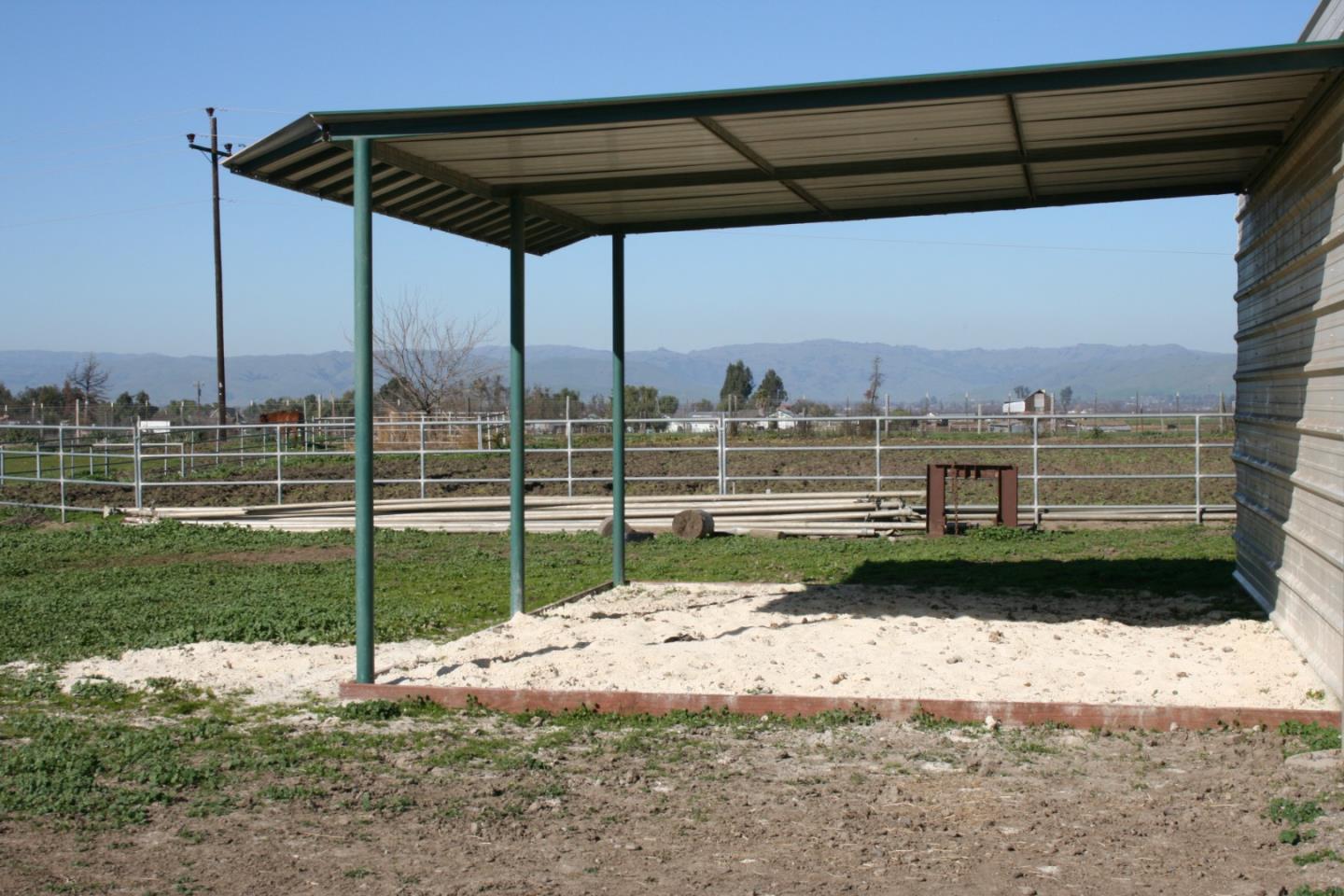 1738 H Santa Ana Road, Unit H Hollister, CA 95023 - Photo 6 of 33 a view of a road with a big yard