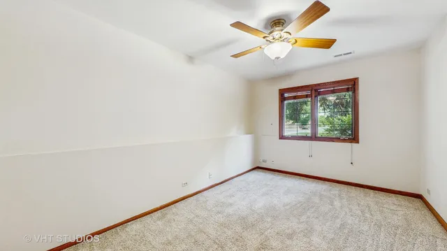 $289,900 | 542 Silver Aspen Circle, Crystal Lake, IL 60014