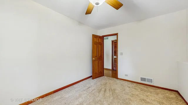 $289,900 | 542 Silver Aspen Circle, Crystal Lake, IL 60014