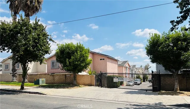 $680,000 | 12120 Terra Bella Street, Unit 4, Pacoima, CA 91331