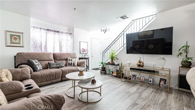 $680,000 | 12120 Terra Bella Street, Unit 4, Pacoima, CA 91331