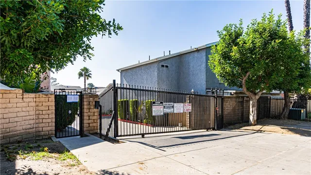 $680,000 | 12120 Terra Bella Street, Unit 4, Pacoima, CA 91331