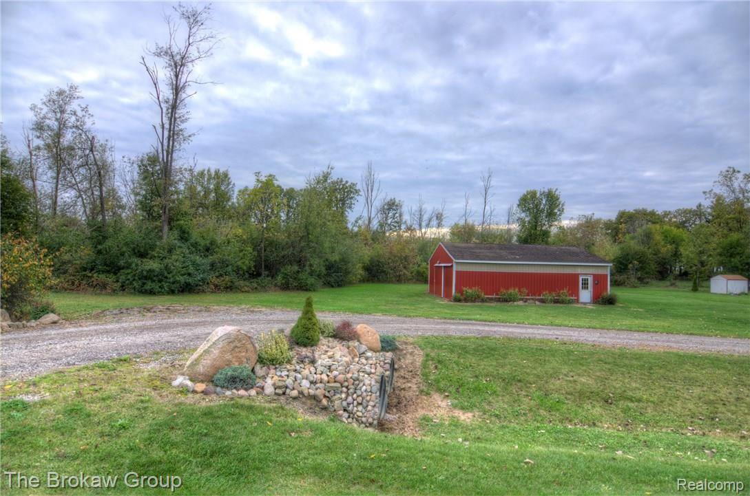3237 Reid Road Swartz Creek, MI 48473 - Photo 12 of 13 _DSC0187_8_9_tonemapped.jpg