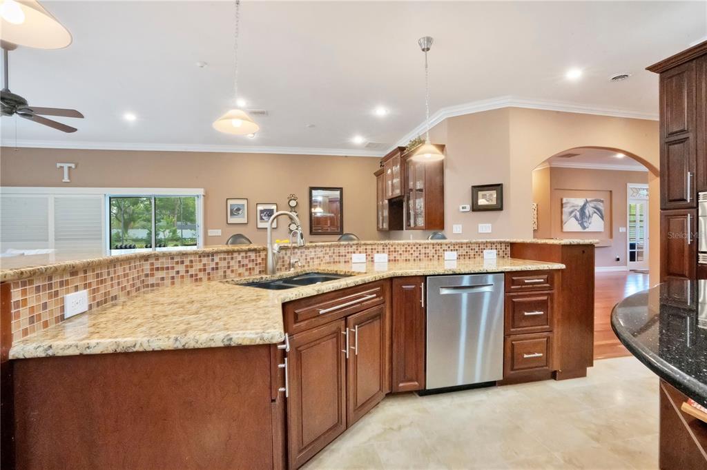5785 Gilliam Road Orlando, FL 32818 - Photo 25 of 100