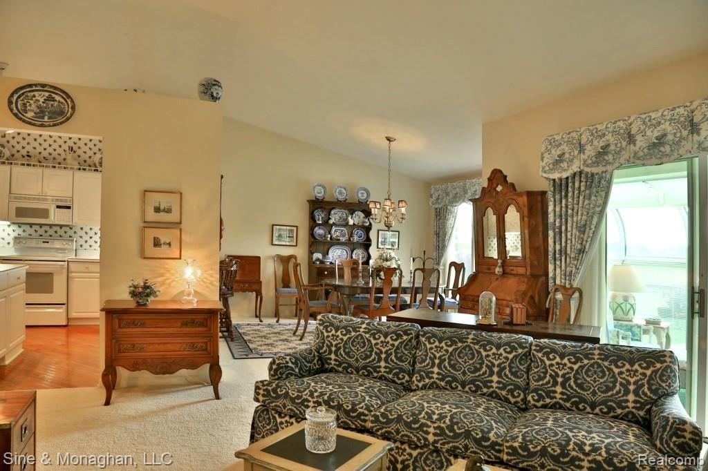 1935 River Road, Unit 25 St. Clair, MI 48079 - Photo 9 of 27 9.JPG