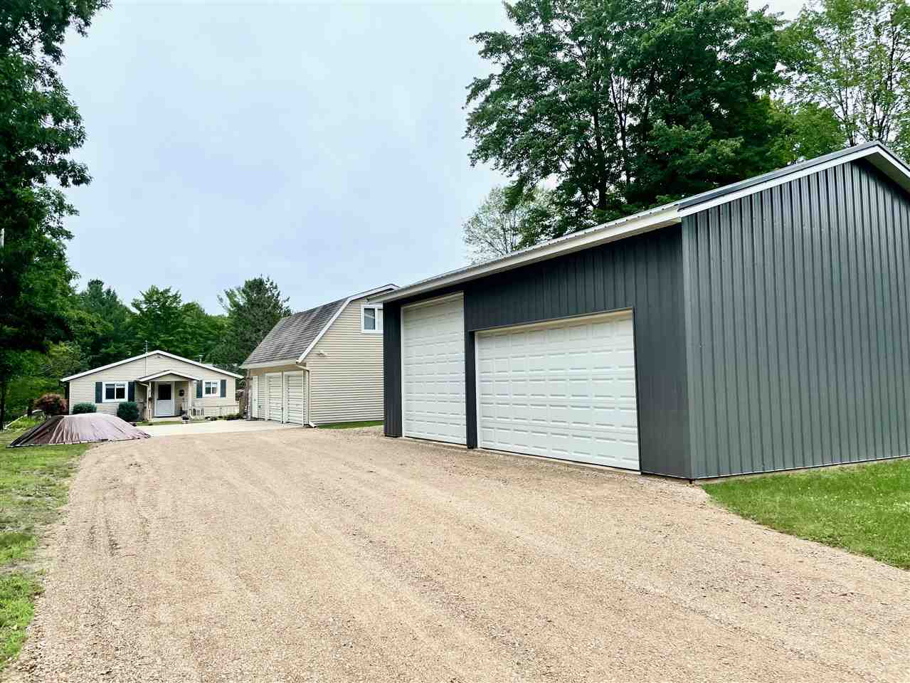 3922 Pineland Point Gladwin, MI 48624 - Photo 13 of 48 Gallery Image 13