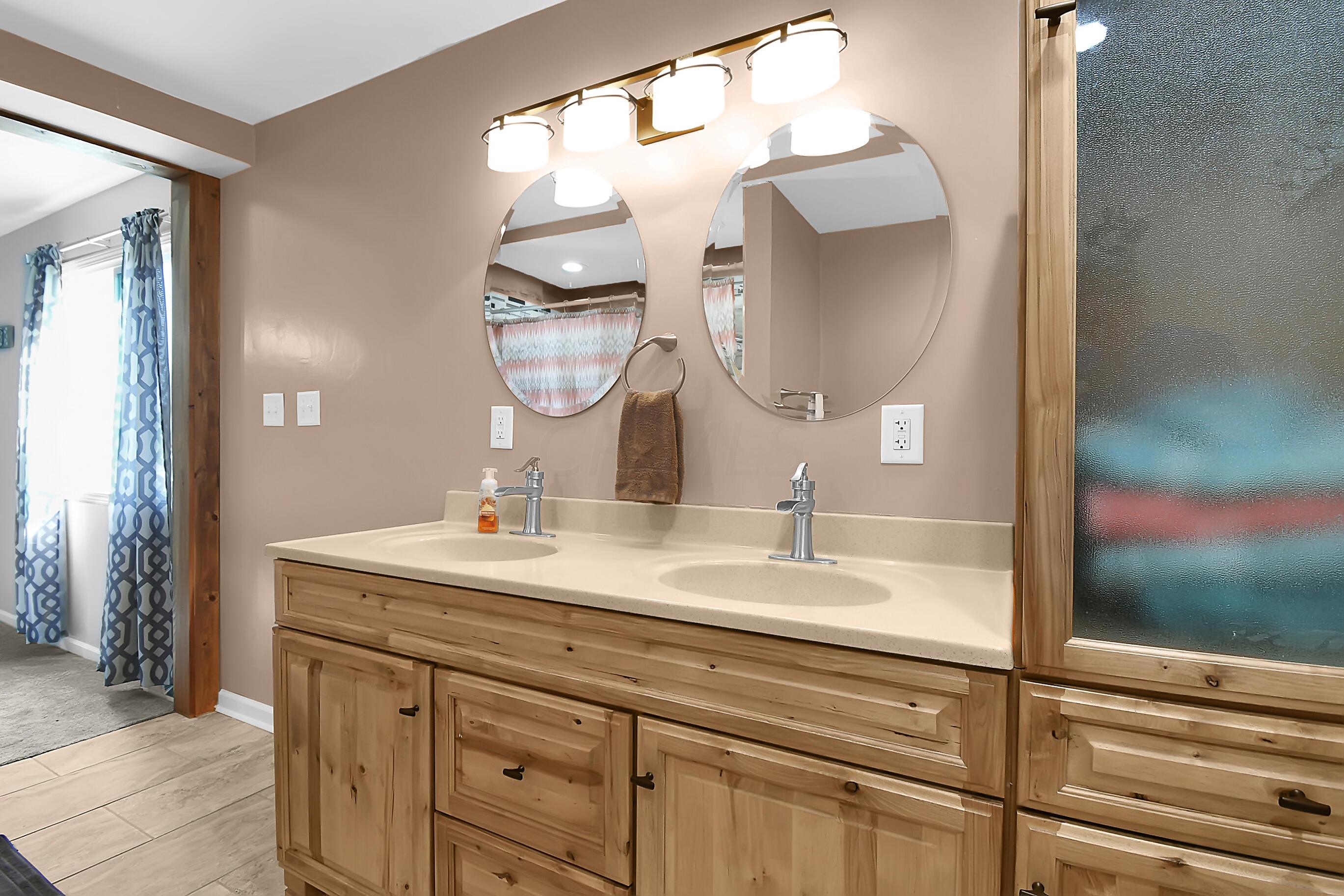 15851 London Road Orient, OH 43146 - Photo 25 of 46 Gallery Image 25