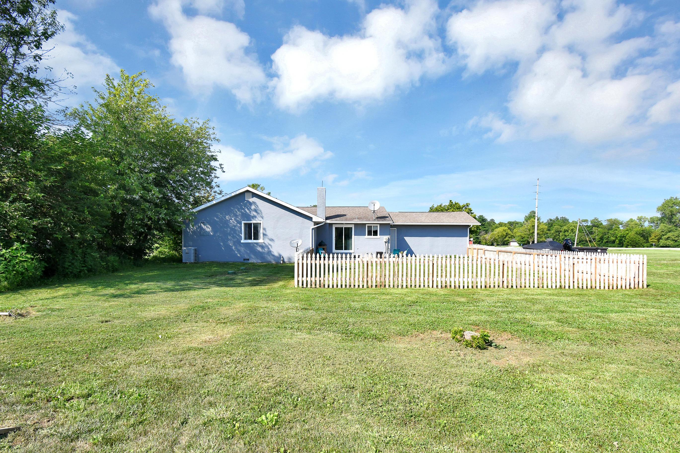 15851 London Road Orient, OH 43146 - Photo 33 of 46 Gallery Image 33
