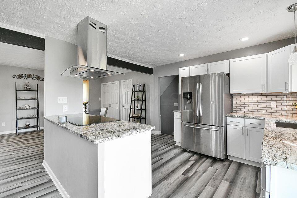 15851 London Road Orient, OH 43146 - Photo 8 of 46 Gallery Image 8
