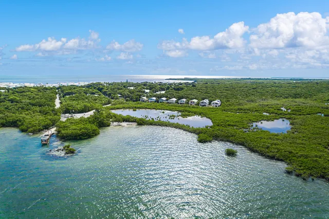 $950,000 | 116 South Drive, Key Largo, FL 33037