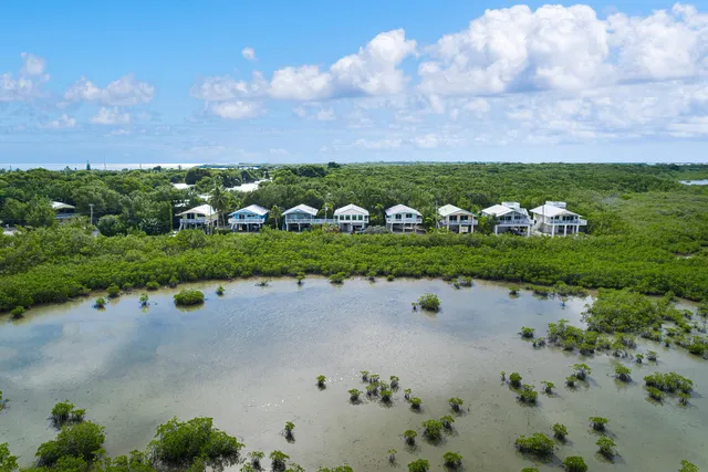 $950,000 | 116 South Drive, Key Largo, FL 33037