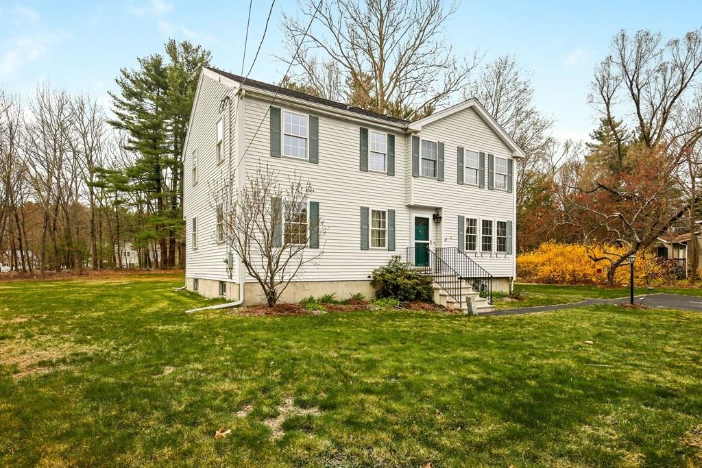 14 Coach Road Chelmsford, MA 01824 - Photo 1 of 31 Gallery Image 1