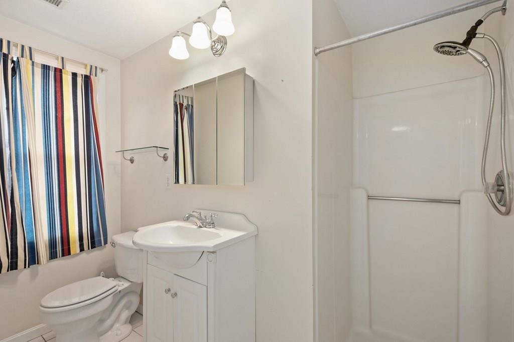 14 Coach Road Chelmsford, MA 01824 - Photo 16 of 31 Gallery Image 16