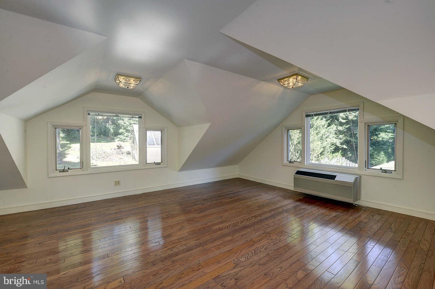 6870 Churchill Road McLean, VA 22101 - Photo 25 of 30 Interior (General)